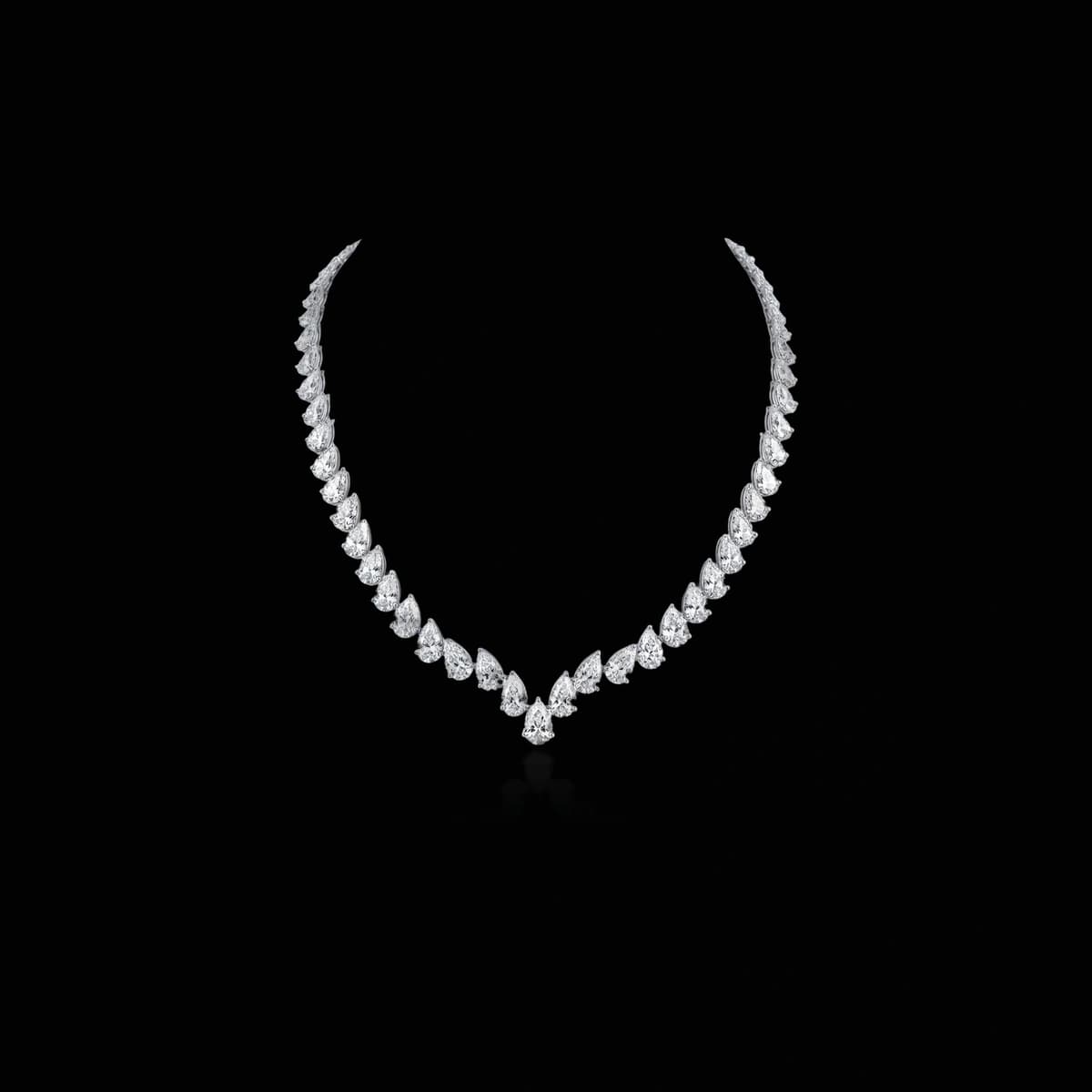 Теннисное колье с бриллиантами огранки «Груша», 30 ct