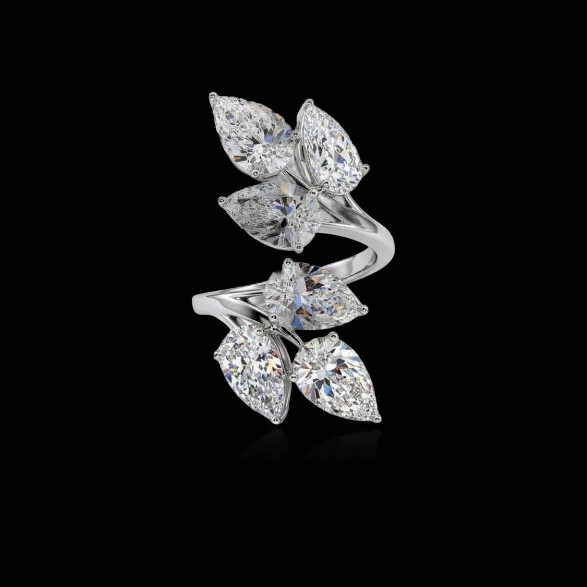 Помолвочное кольцо с бриллиантами огранки «Груша», 6,2 ct