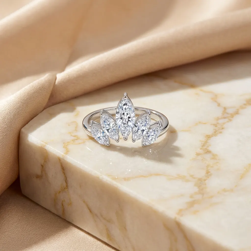 The craftsmanship behind Marquise-cut diamond engagement ring, 1 ct